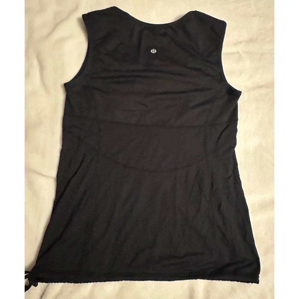 Lululemon Athletica Black Sleeveless Tank Top Cinched Hem Athletic Shirt 8 Mesh